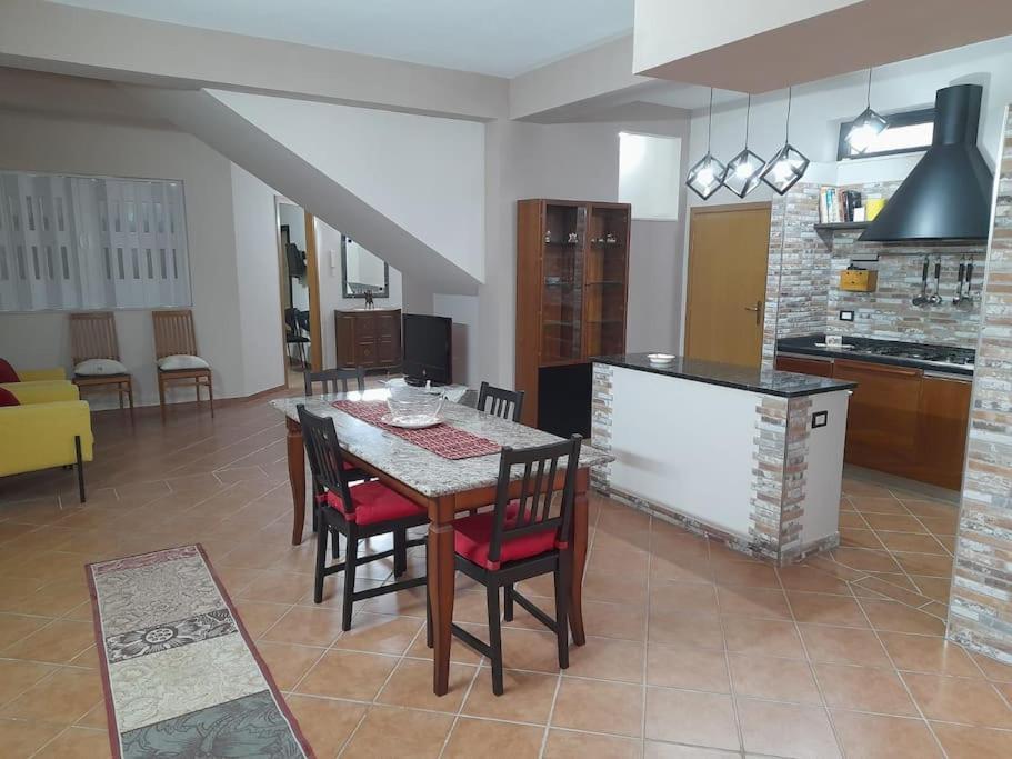 Casa Vacanze A 2 Minuti Dal Mare Avola Exterior photo